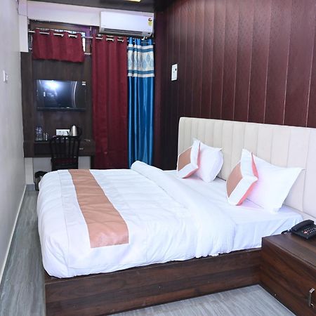 Sun High Stay Luxury Guest House فاراناسي المظهر الخارجي الصورة