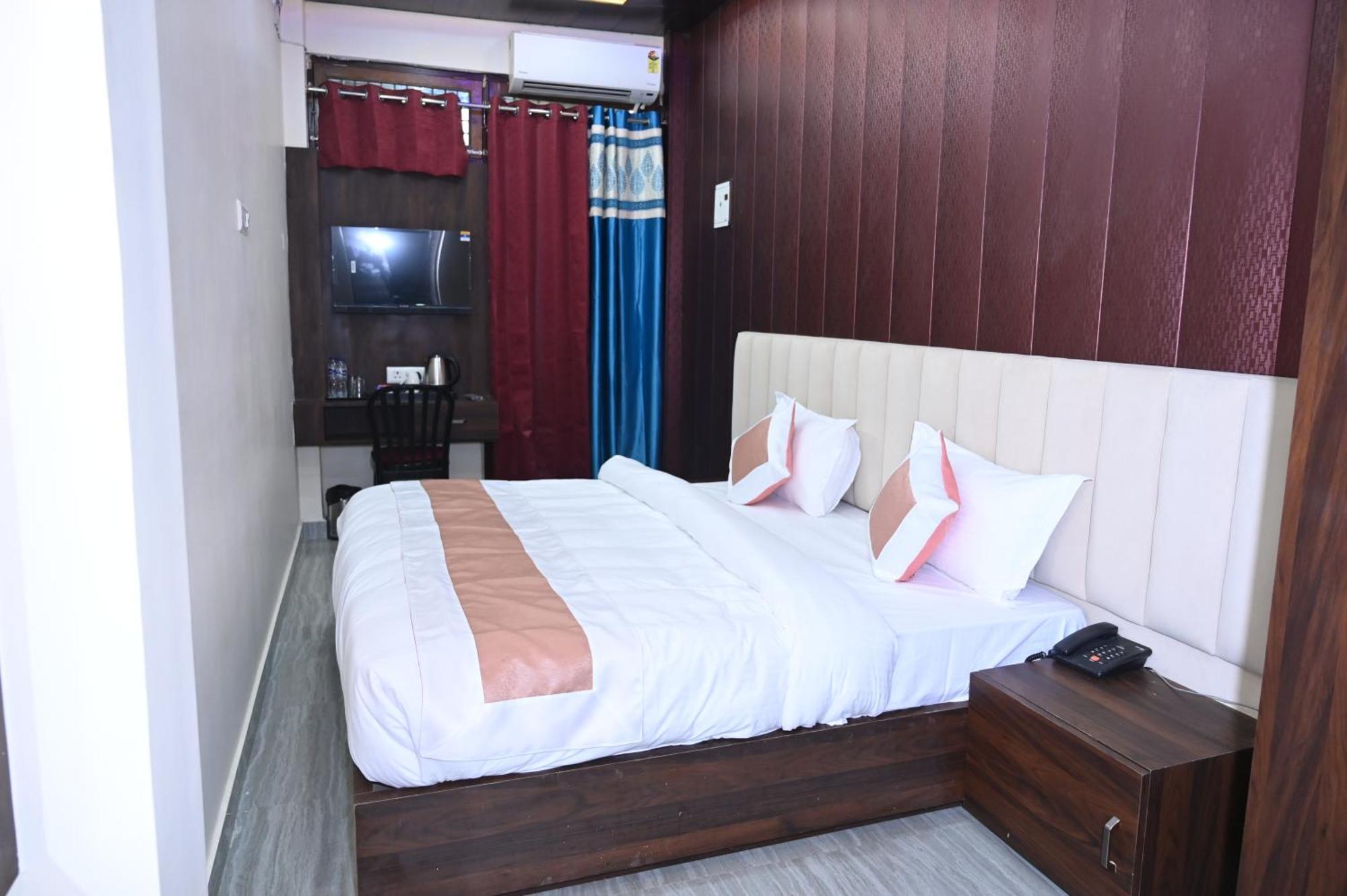 Sun High Stay Luxury Guest House فاراناسي المظهر الخارجي الصورة